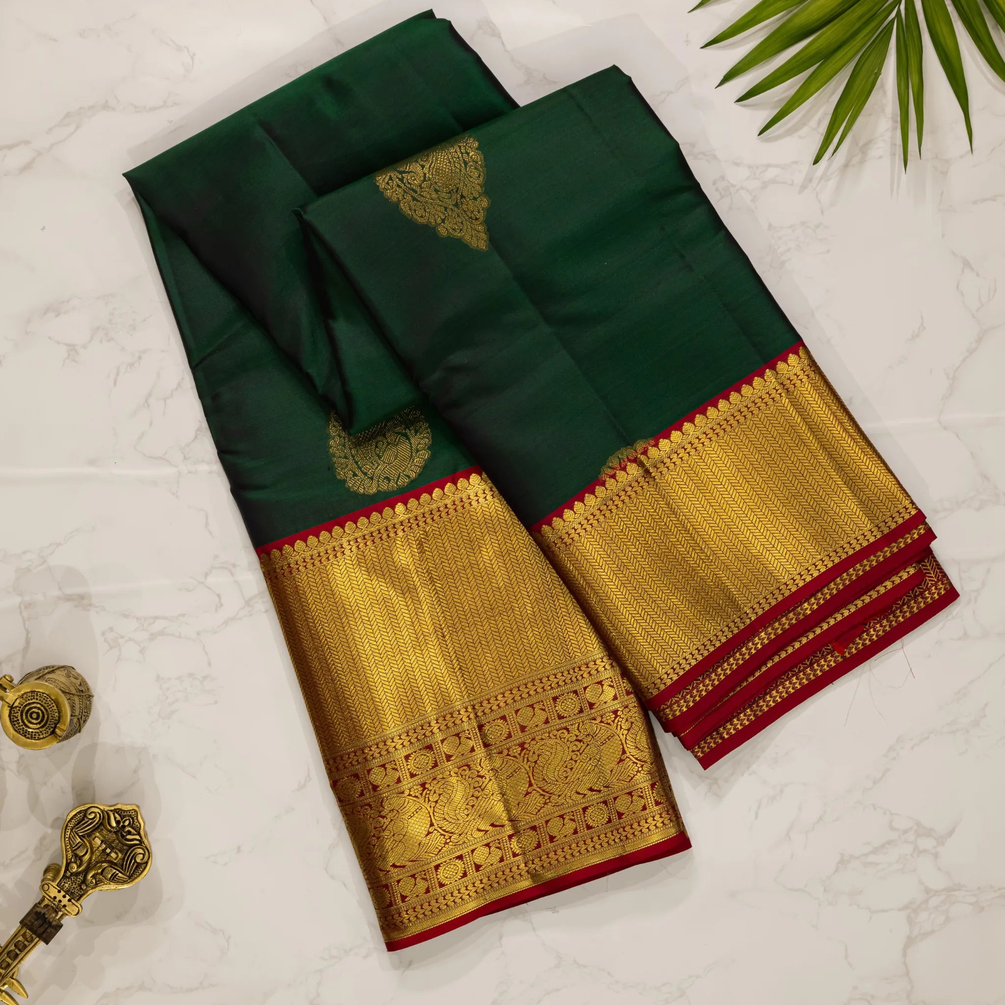 Harithambari Rajarajeshwari – Kanchipuram Silk Saree