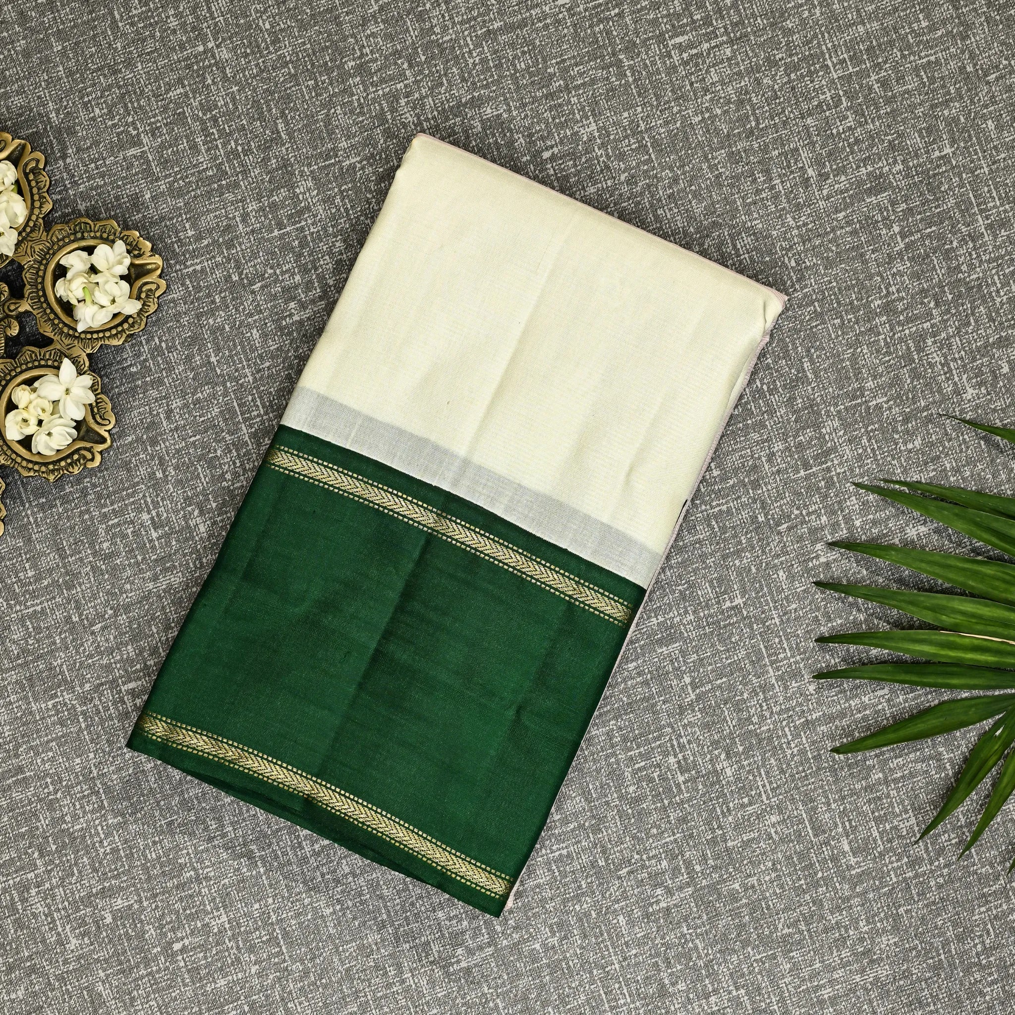 Haritha Saumya– Kanchipuram Silk Saree