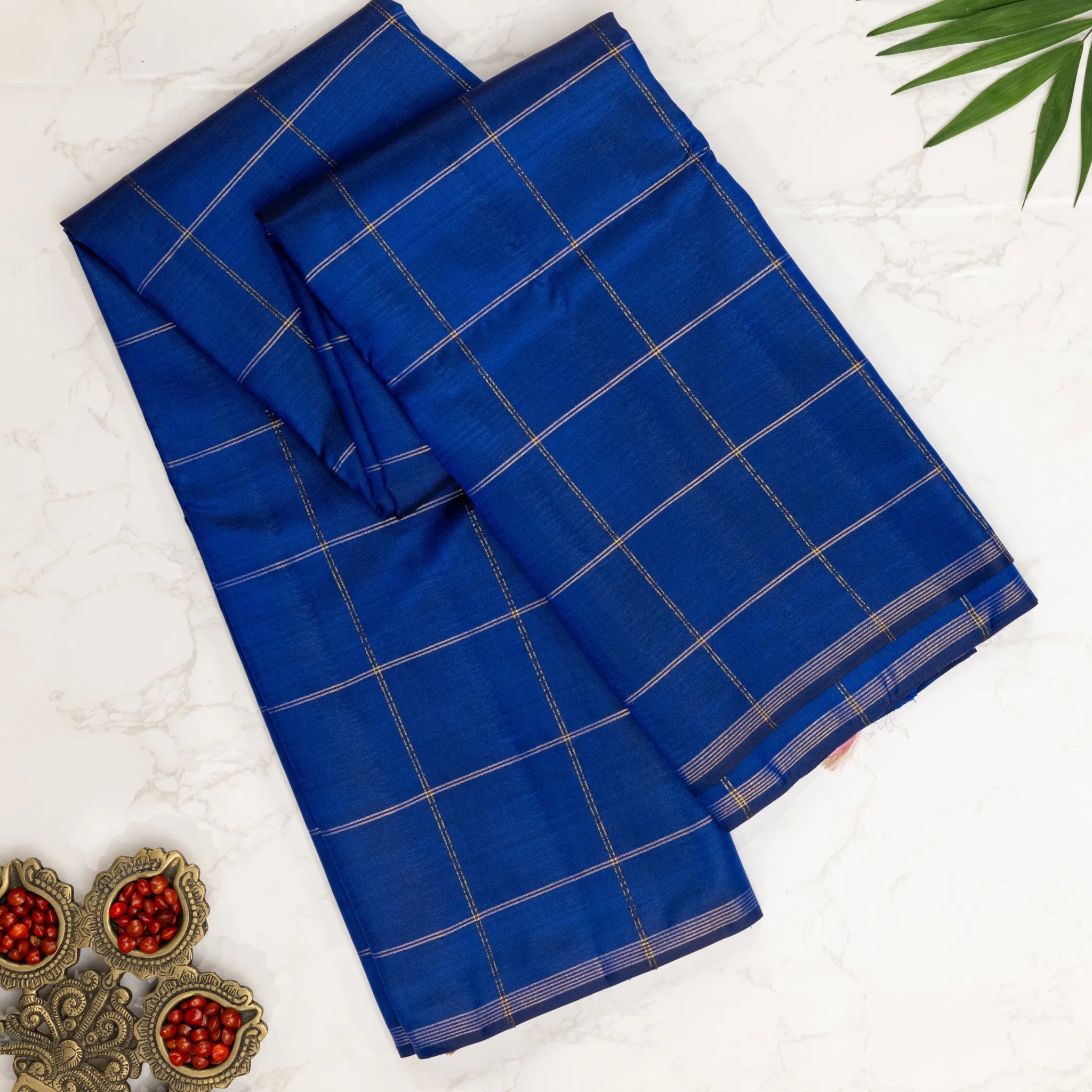 Royal Blue Kanchipuram Silk Saree – Gold Windowpane Checks with Classic Zari Border