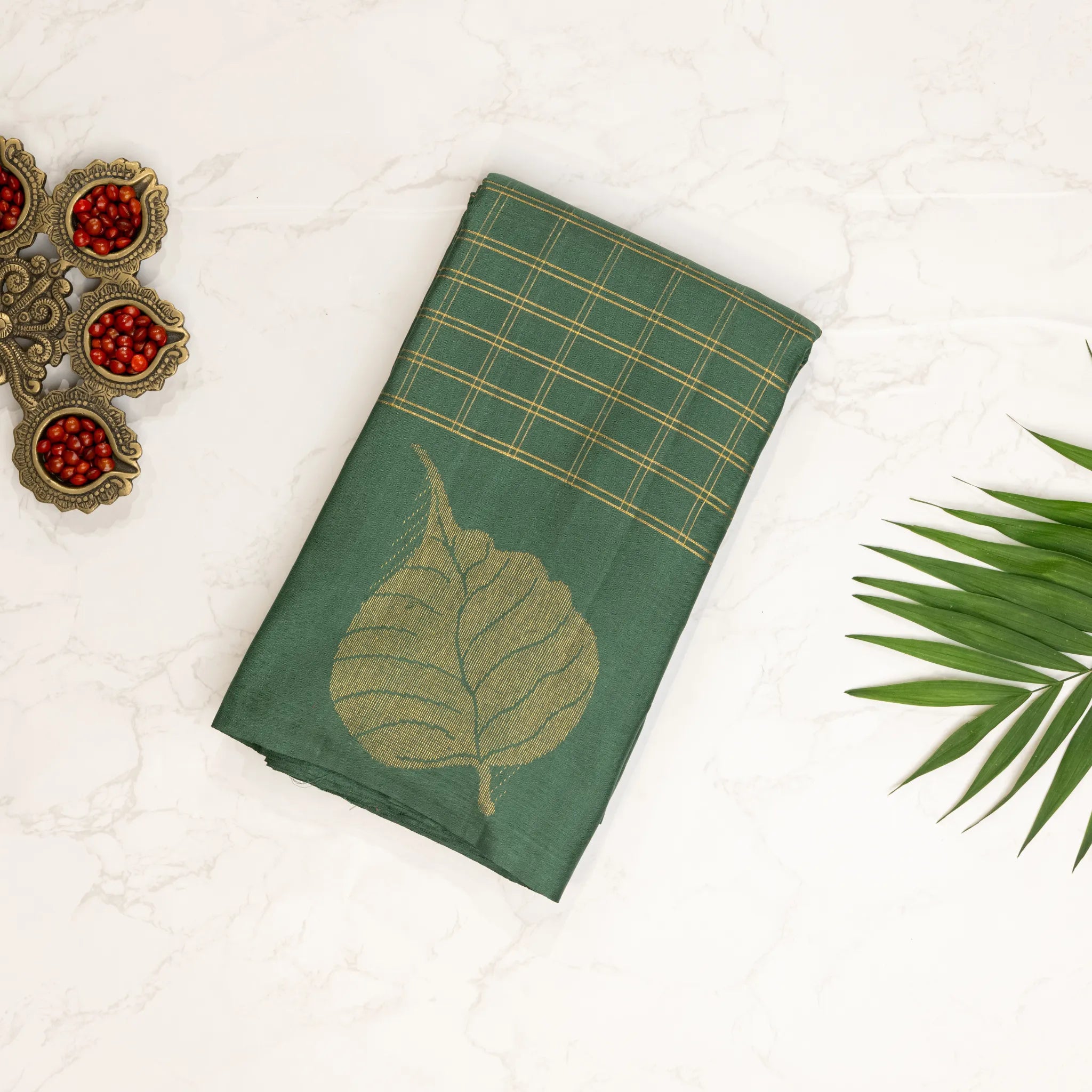 Green Cotton Silk Saree – Gold Windowpane Checks with Leaf Jacquard Pallu