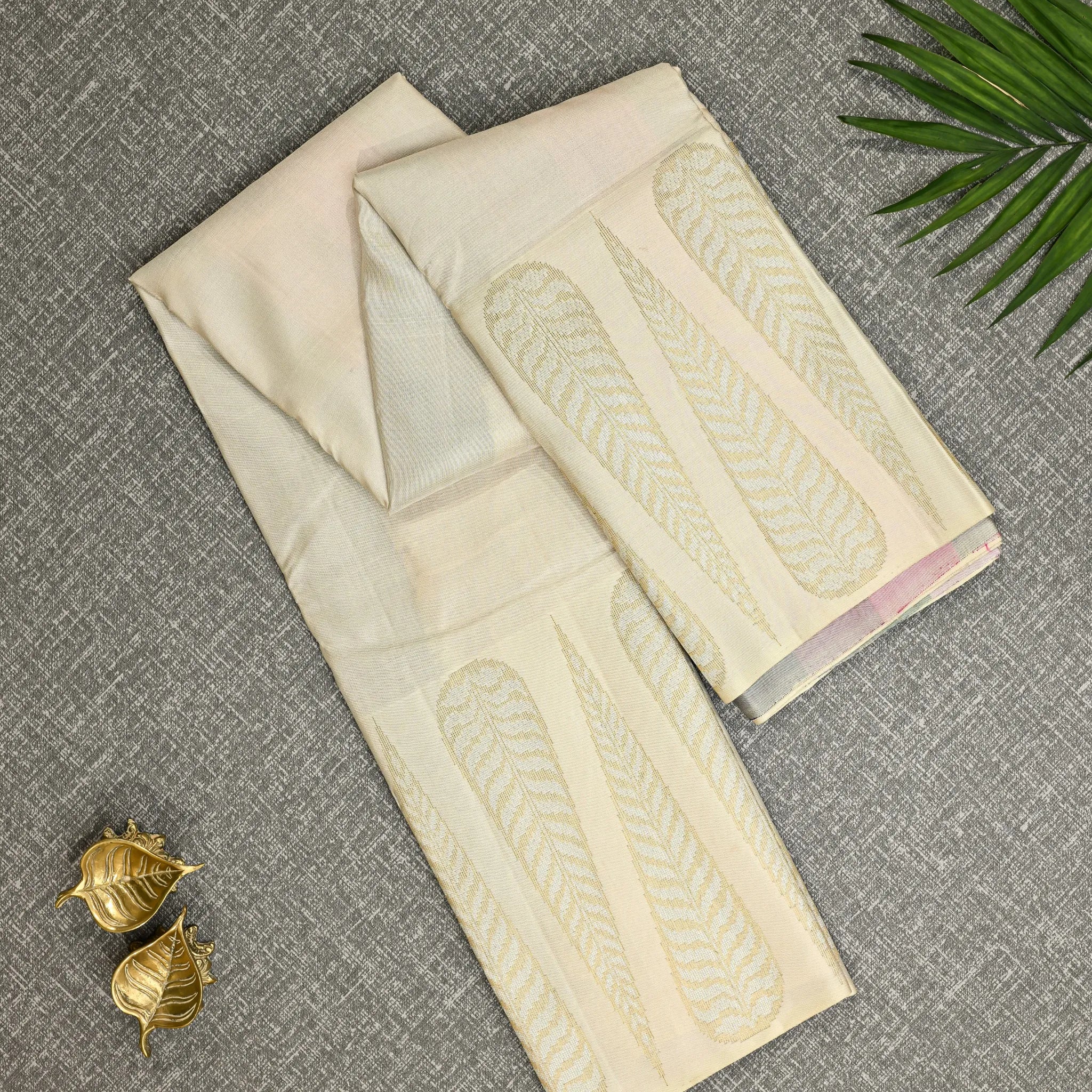 Swarna Pallavika – Kanchipuram Silk Saree