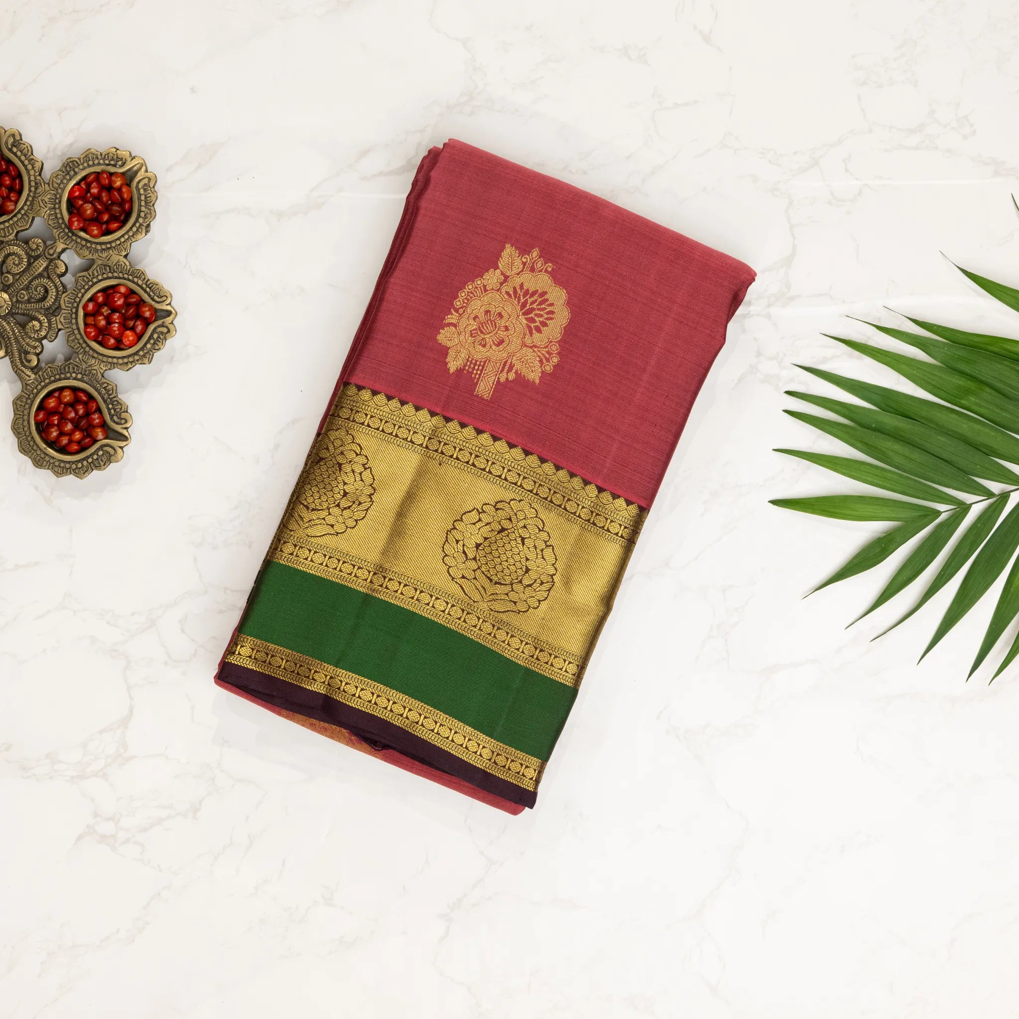Dusty Rose Kanchipuram Silk Saree – Gold Buttas with Green Contrast Zari Border