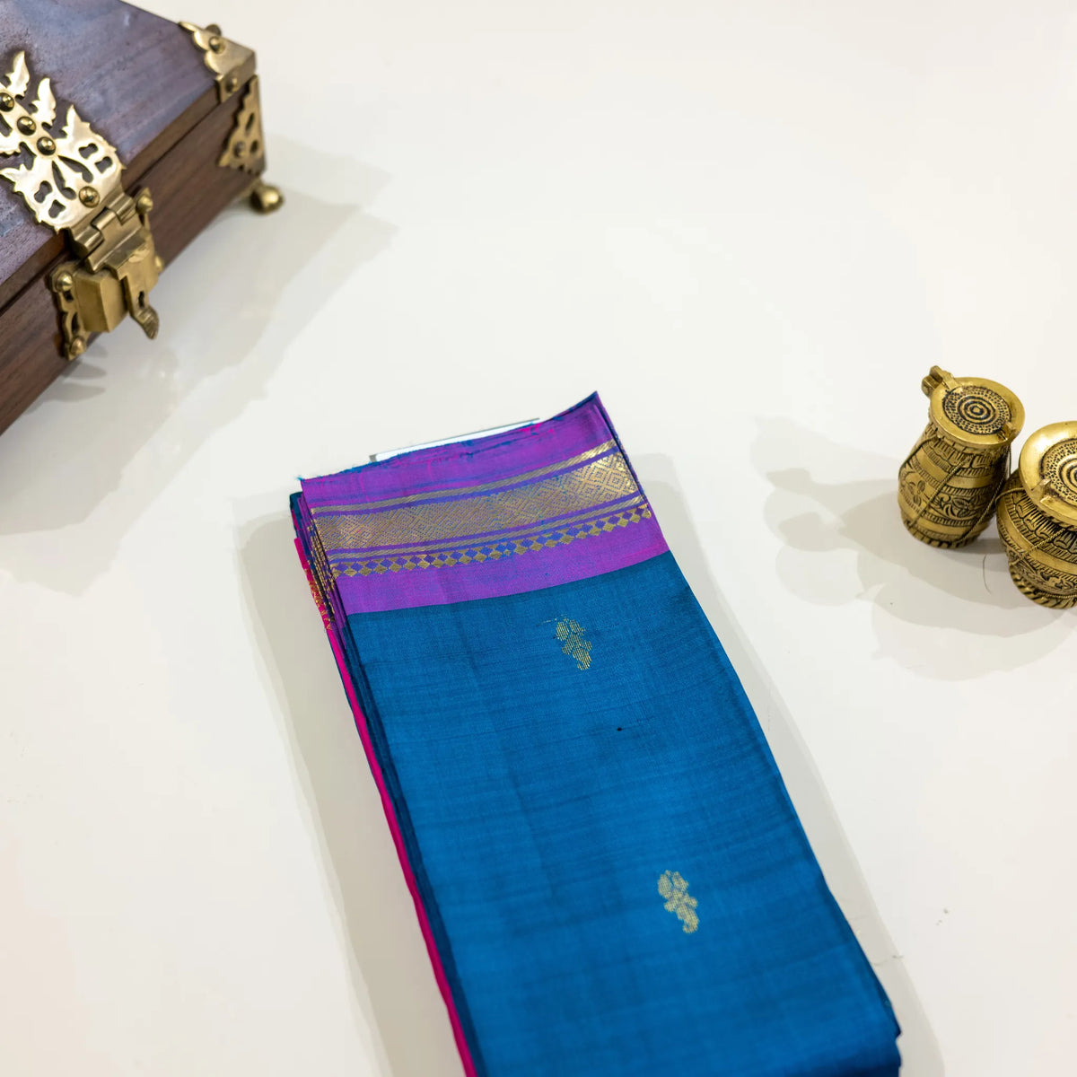 Blue & pink Thiruvhuvanam Gold-Zari Silk Saree