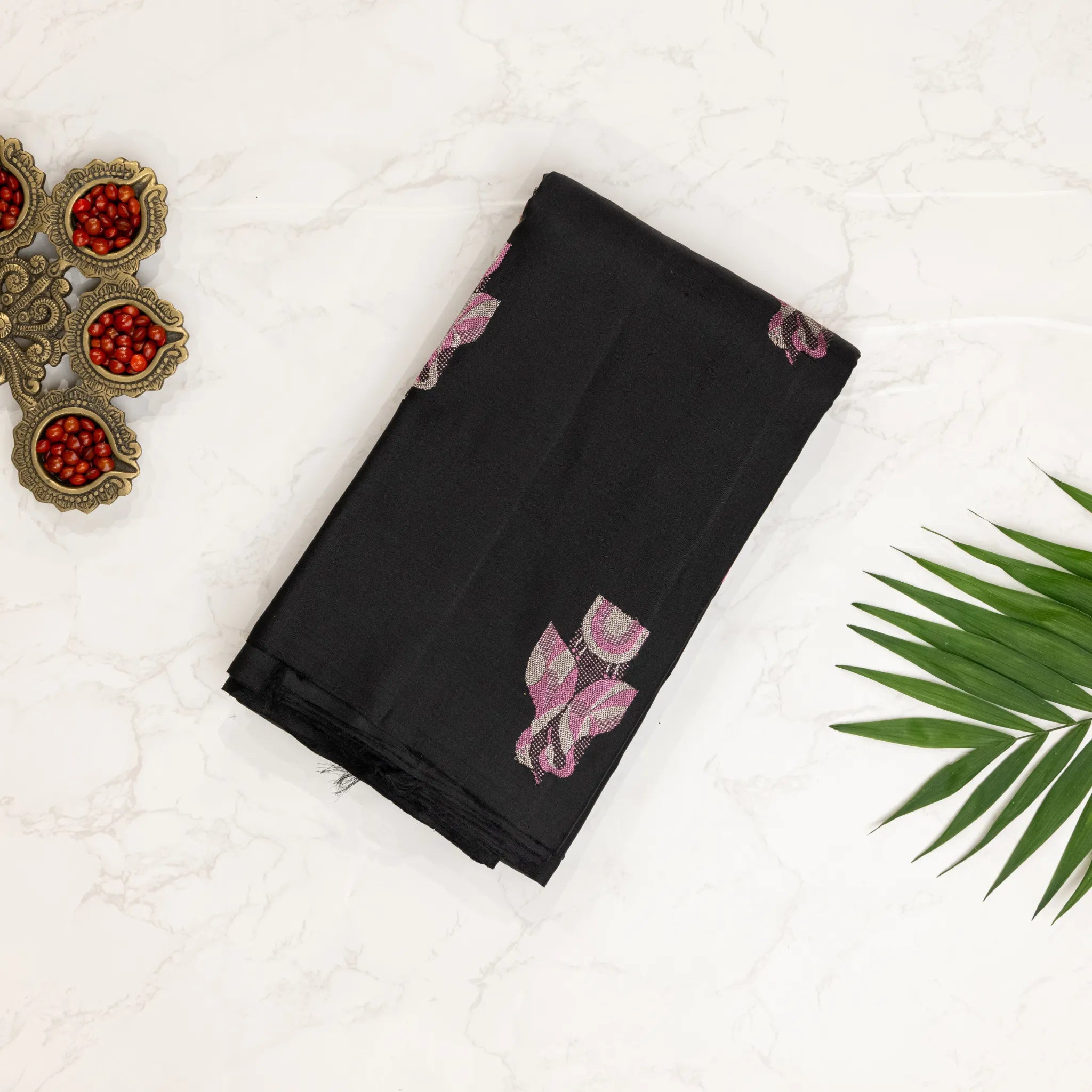 Black Cotton Silk Saree – Pink Floral Jacquard Buttas with Elegant Self Weave
