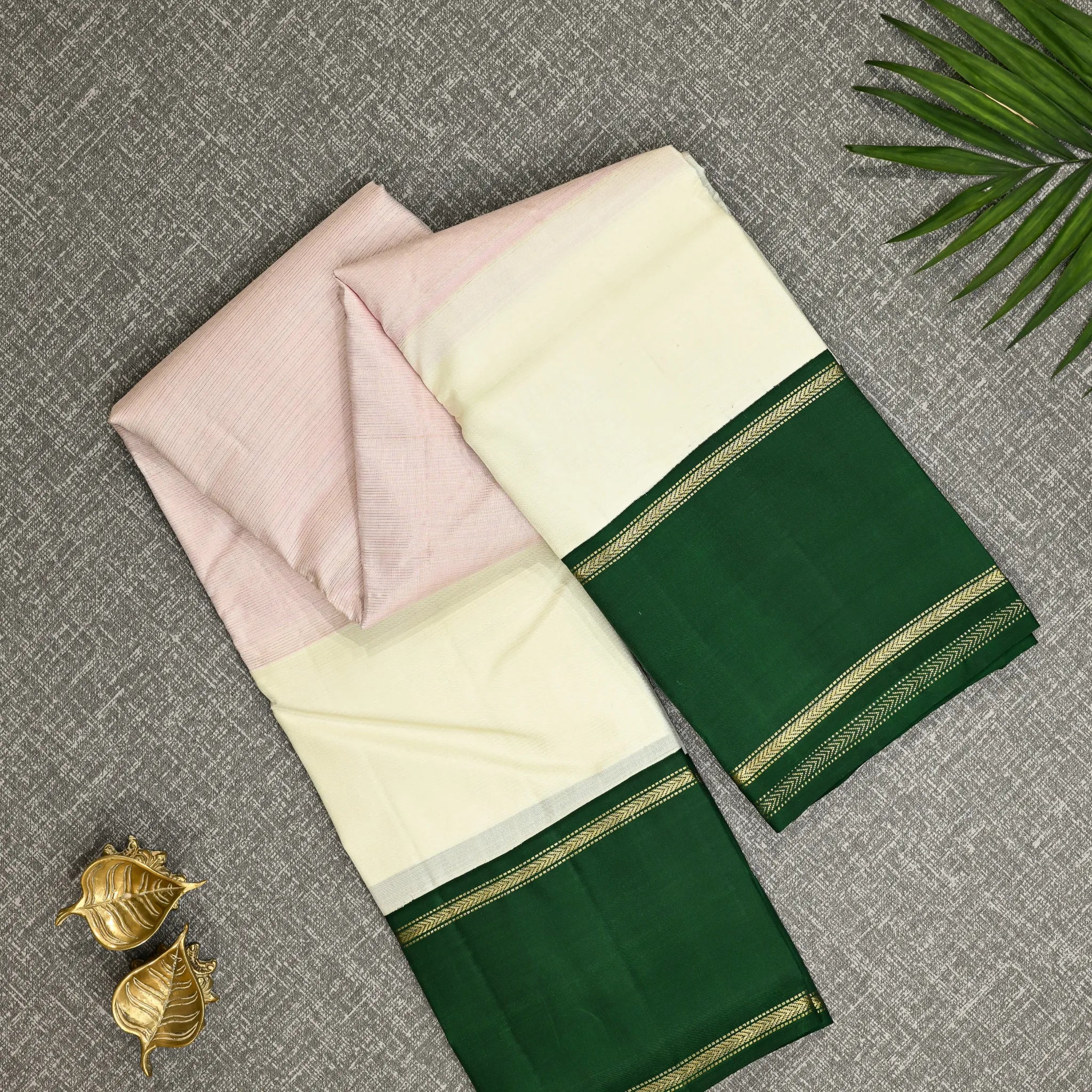 Haritha Saumya– Kanchipuram Silk Saree