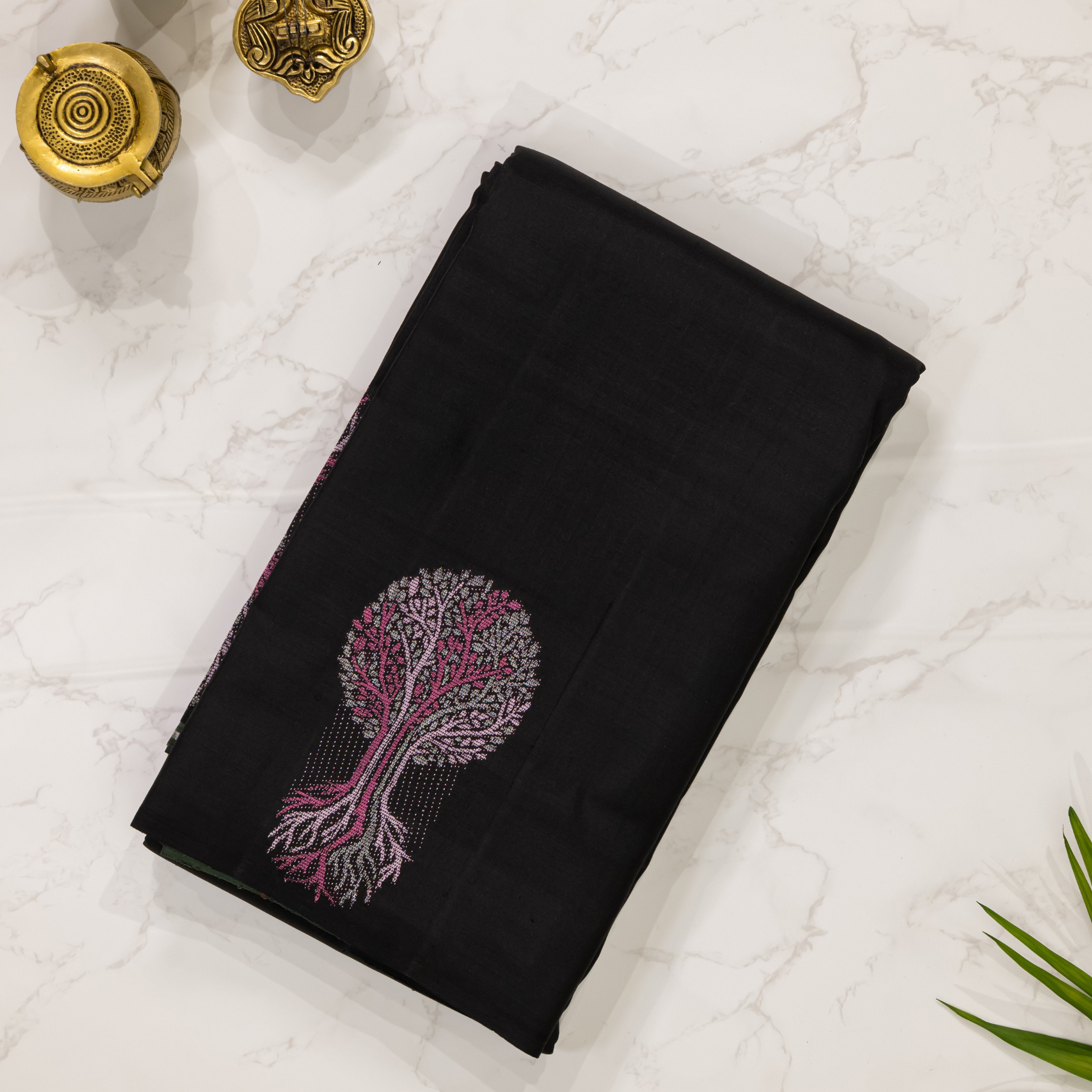 Neelambari Vriksha – Kanchipuram Silk Saree