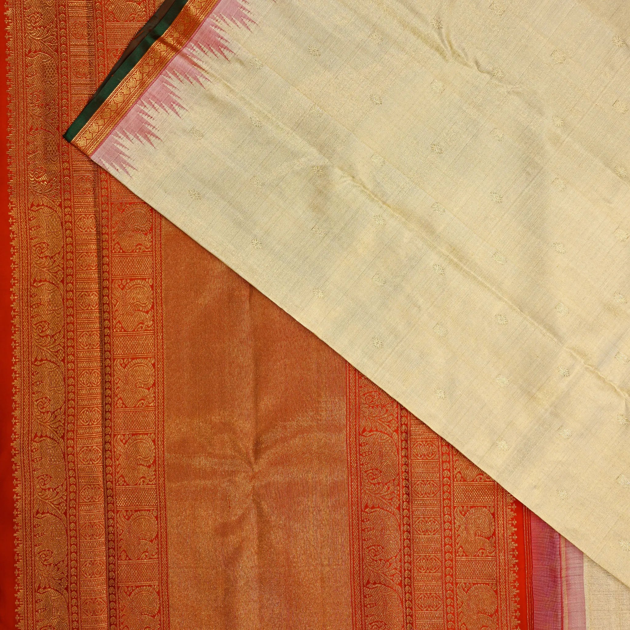 Gaurangi Rekhika – Kanchipuram Silk Saree