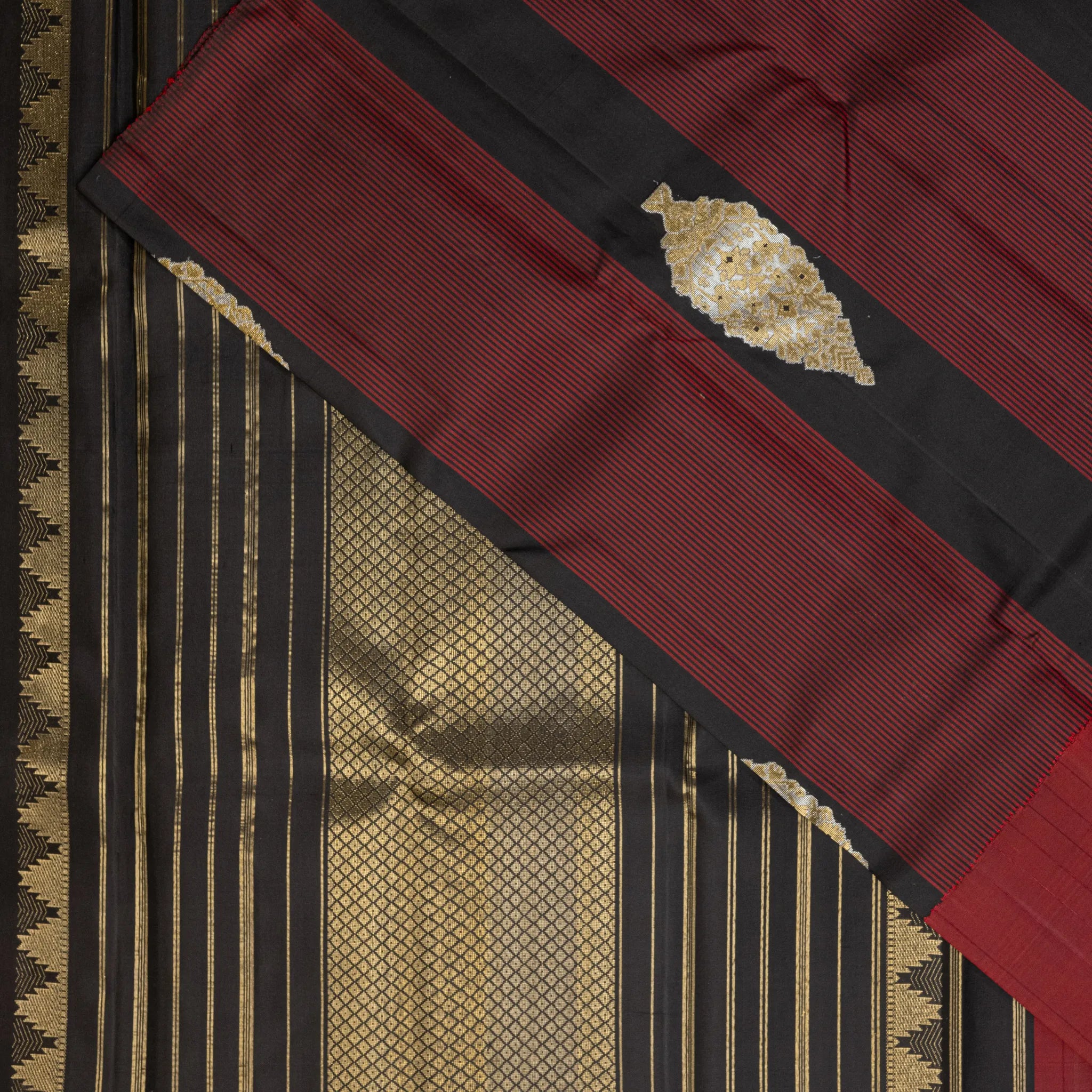 Black Kanchipuram Silk Saree – Maroon Striped Design with Gold Zari Motifs