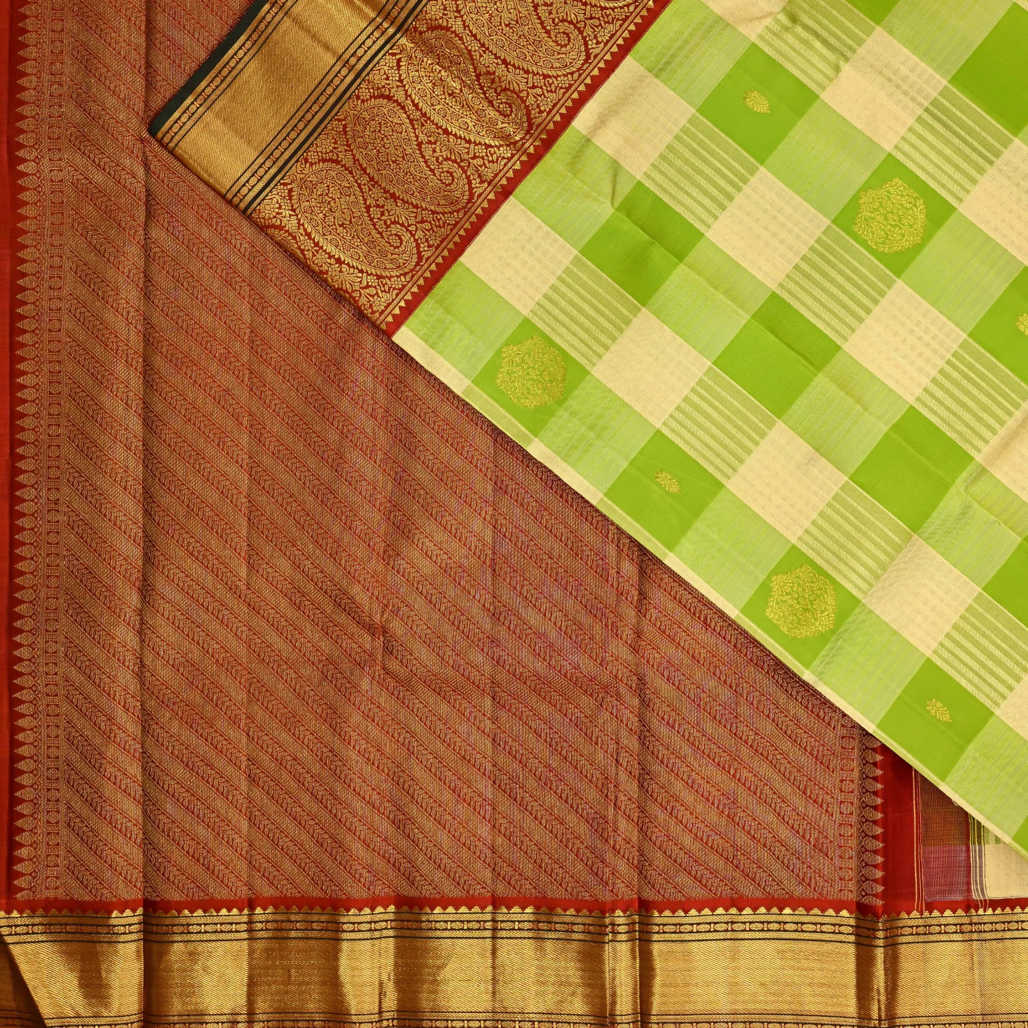 Haritha Rajeshwari – Kanchipuram Silk Saree