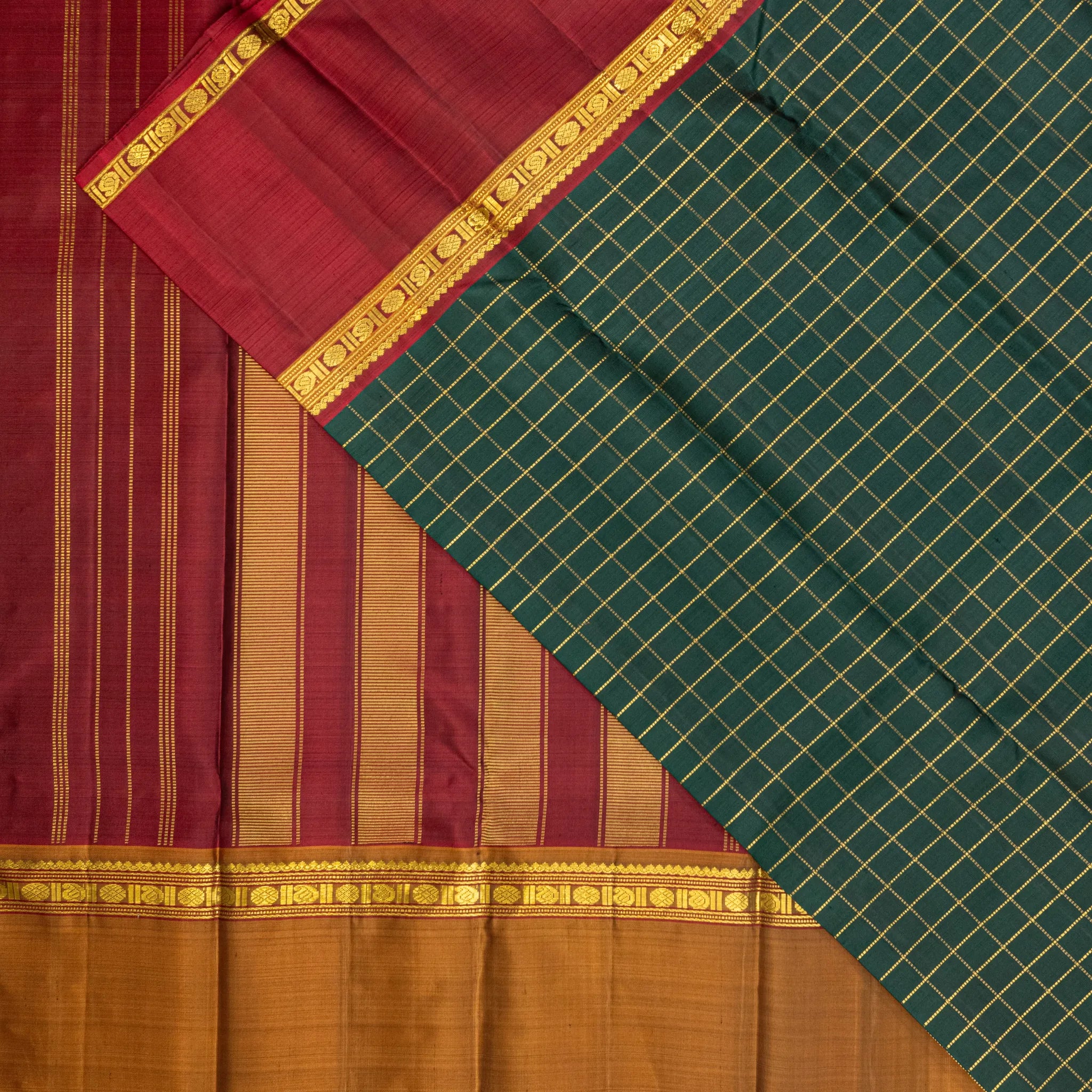 Green Kanchipuram Silk Saree – Gold Windowpane Checks with Contrast Mustard & Magenta Border