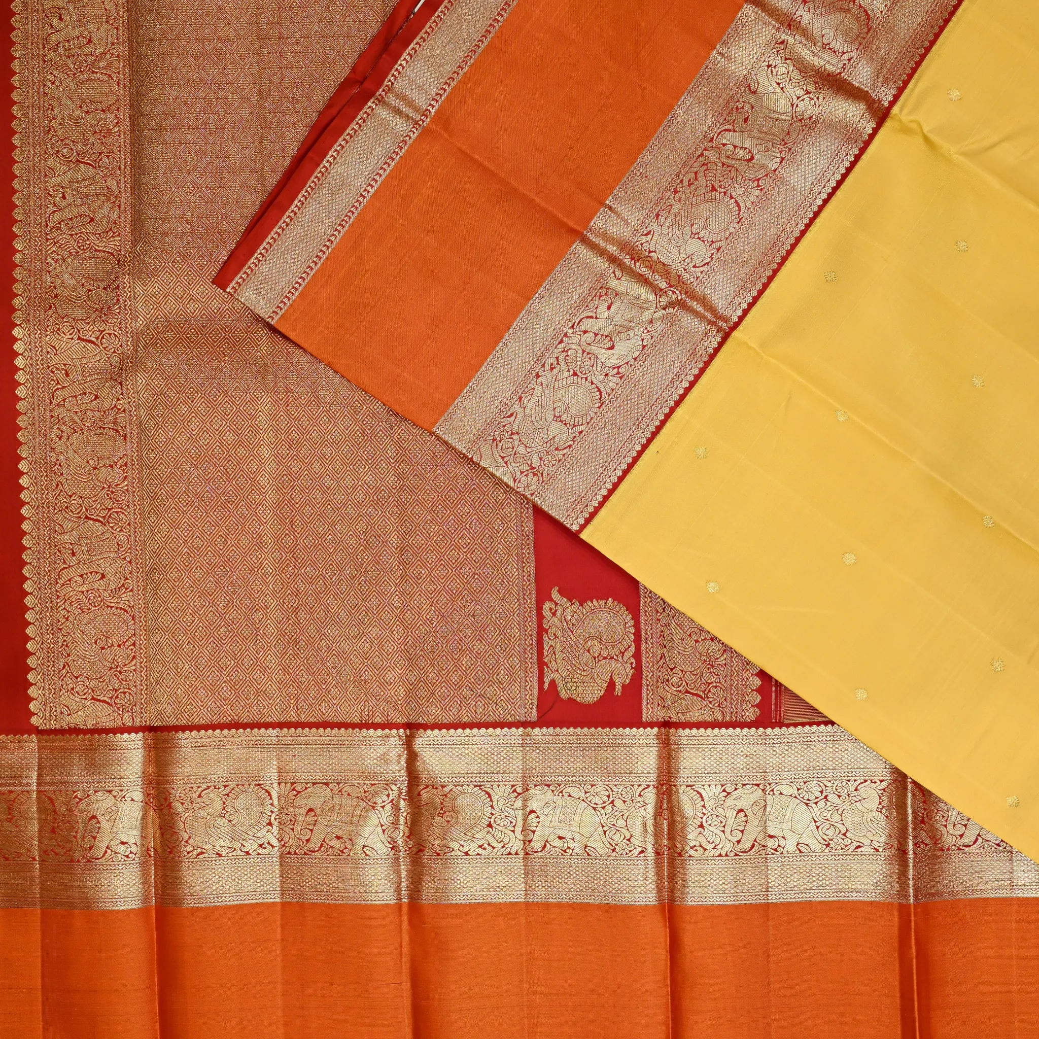 Gajaraja Kanakambara – Kanchipuram Silk Saree