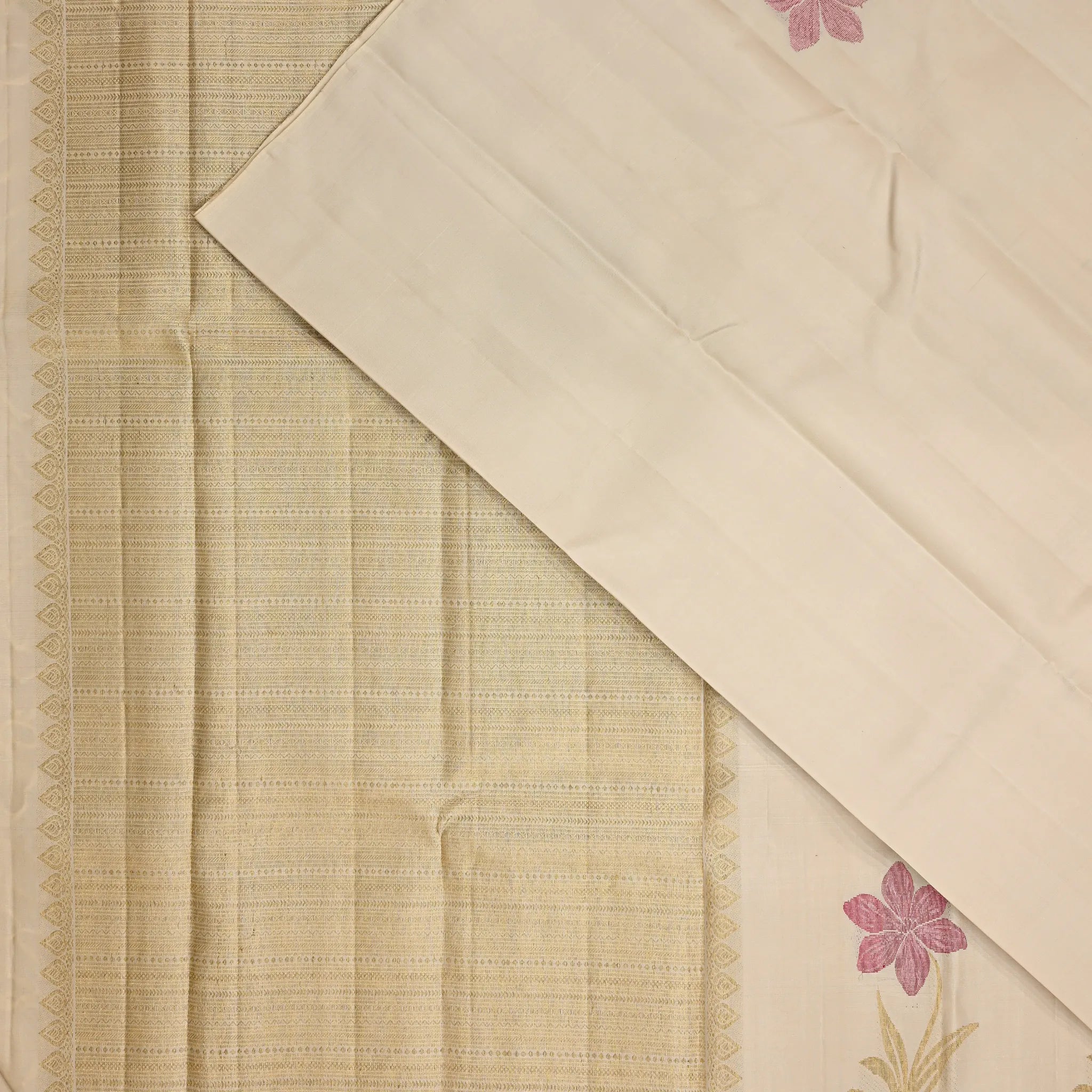 Pushpa Komala – Kanchipuram Silk Saree