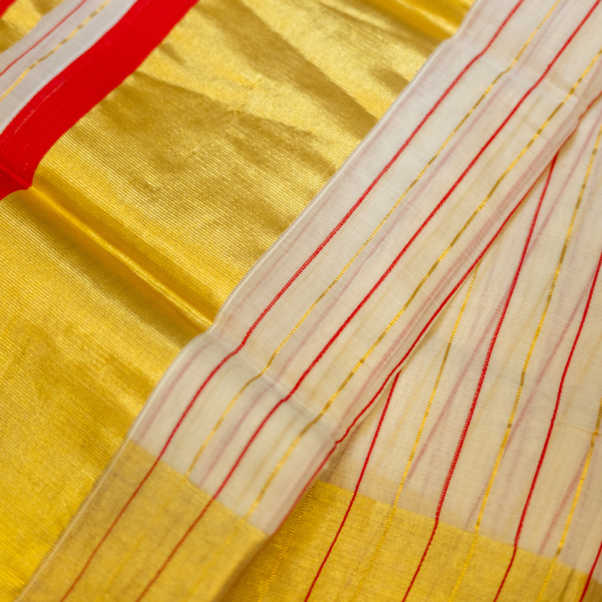 Royal pure Kerala handloom set saree with red stripes design