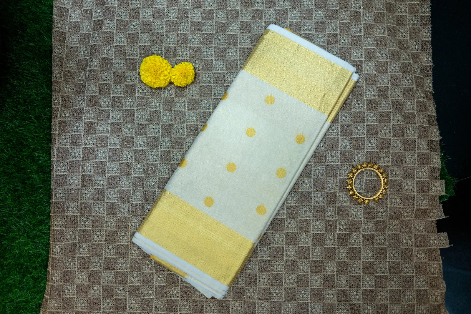 Premium Kerala Kasavu Saree with Gold Butta Design