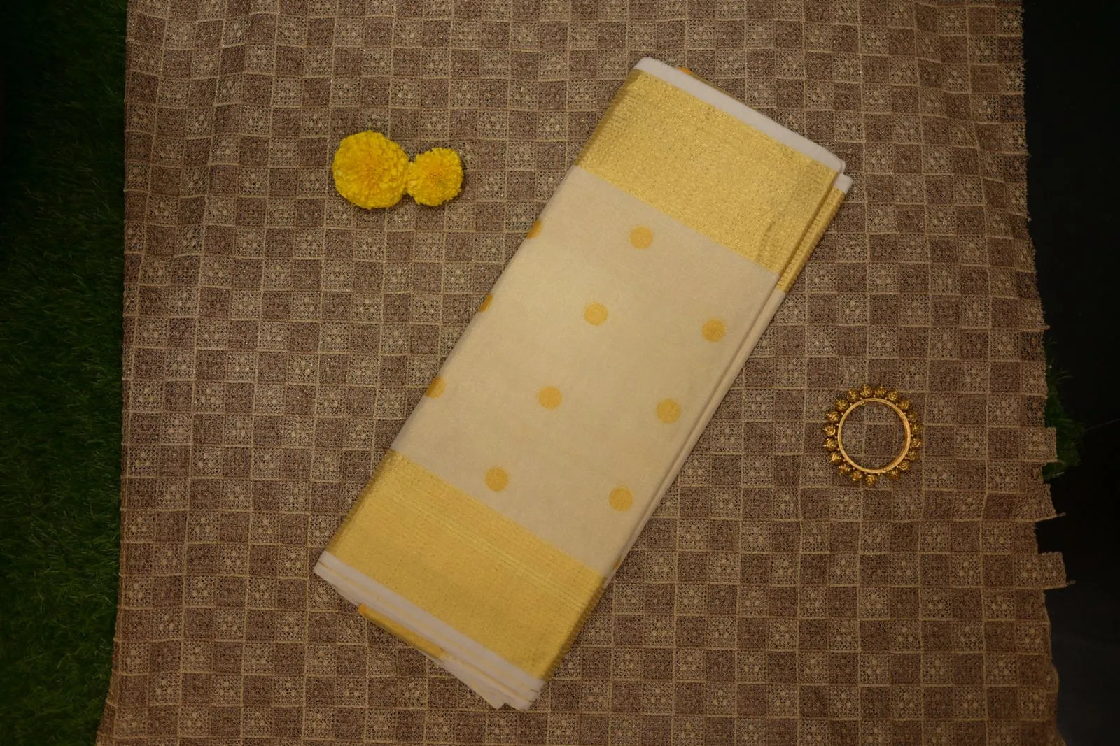 Premium Kerala Kasavu Saree with Gold Butta Design