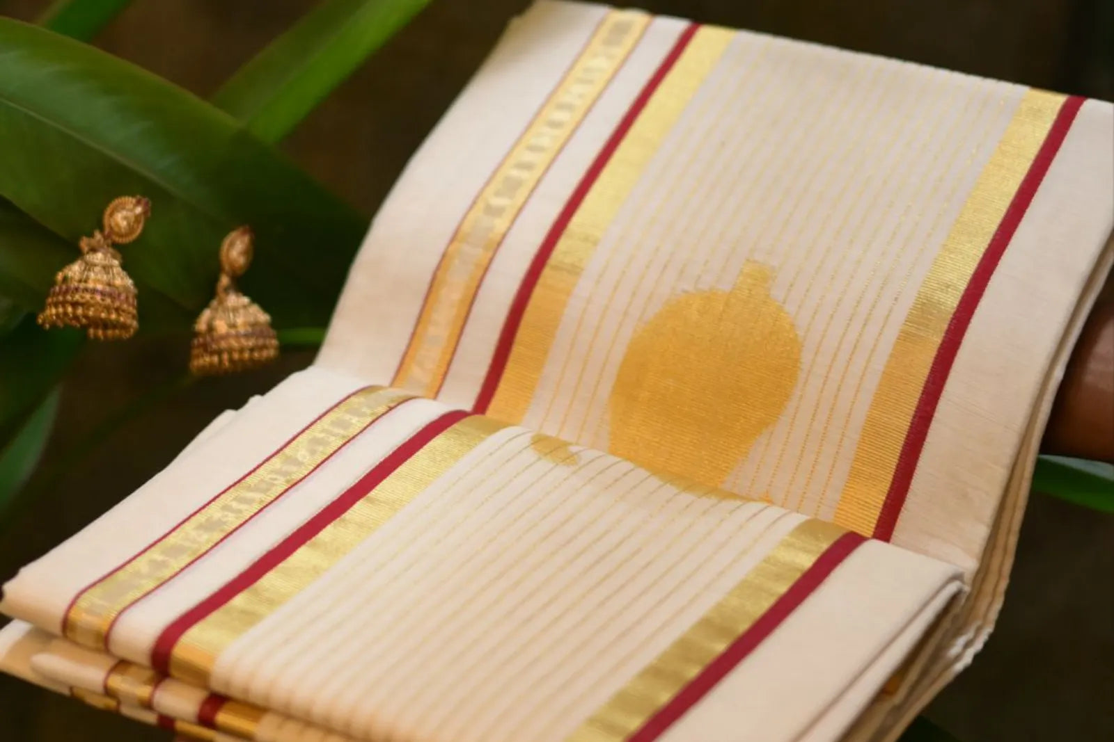 Premium Kerala Kasavu Set Mundu with Golden Mango Motif