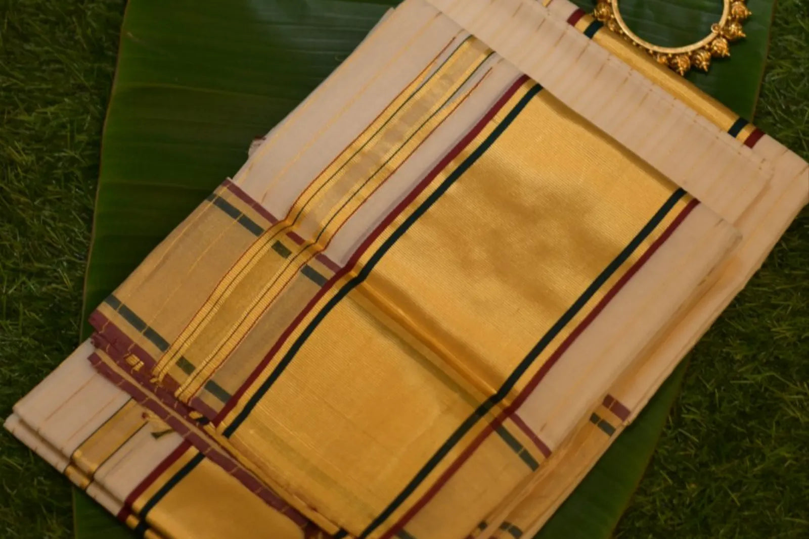 Royal Kerala Kasavu Set Mundu with Ganga Jamuna Border